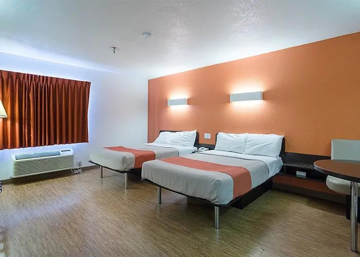 Hotel The Ellsworth Hotel, An Ascend Collection 5*