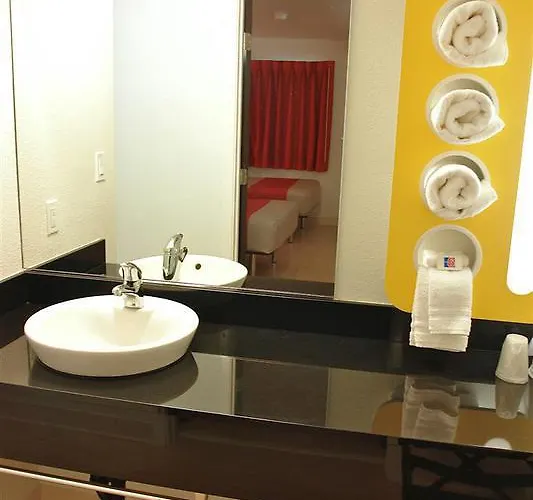 The Ellsworth Hotel, An Ascend Collection Hotel
